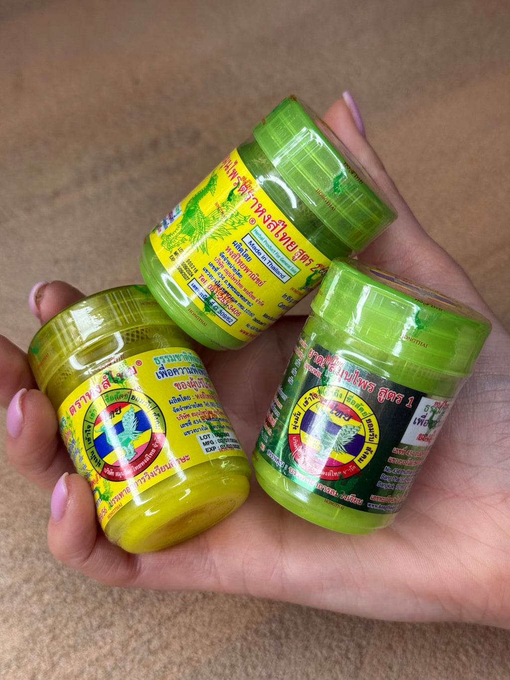 „Hong Thai“ žolelių inhaliatorių rinkinys – Geltonas (100 g) + Žalias (95 g) + Žalias (60 g)